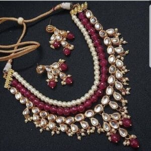 Hritika Maroon-White Necklace Set