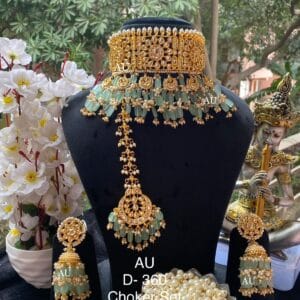 Amrit Kundan Choker Set In Light Green