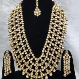 Chanda Kundan Set