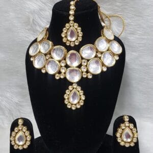 Kiran Kundan Set