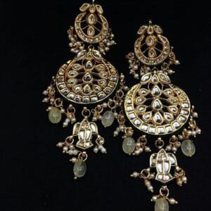 Alia Light Green Earrings