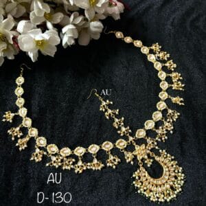 Jyanti Mathapatti with Green Beads